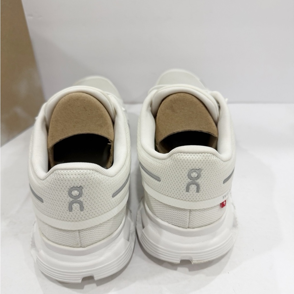 On Running Cloud 6 Women’s Shoes - Picture 4 of 10